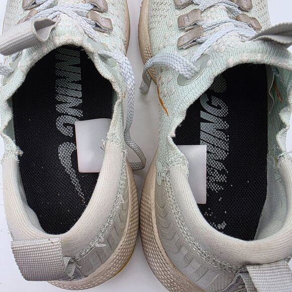 Nike React Escape Run Women Size 9 Running Shoes Barely Green DC4269 300 - Picture 6 of 13